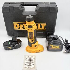 DEWALT DC550 18V CORDLESS Cut-Out Tool Kit Battery Charger Case